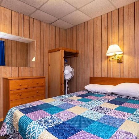 Bel Air Cottages And Motel Sauble Beach Esterno foto